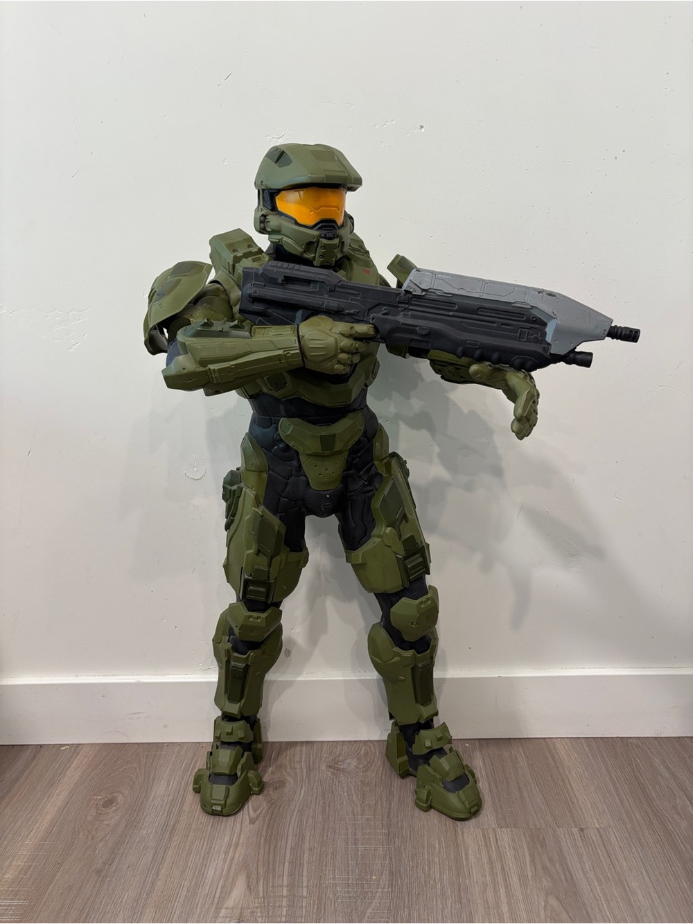 Halo Master Chief 31” Jakks Pacific 2015 Action Display Figure Microsoft
